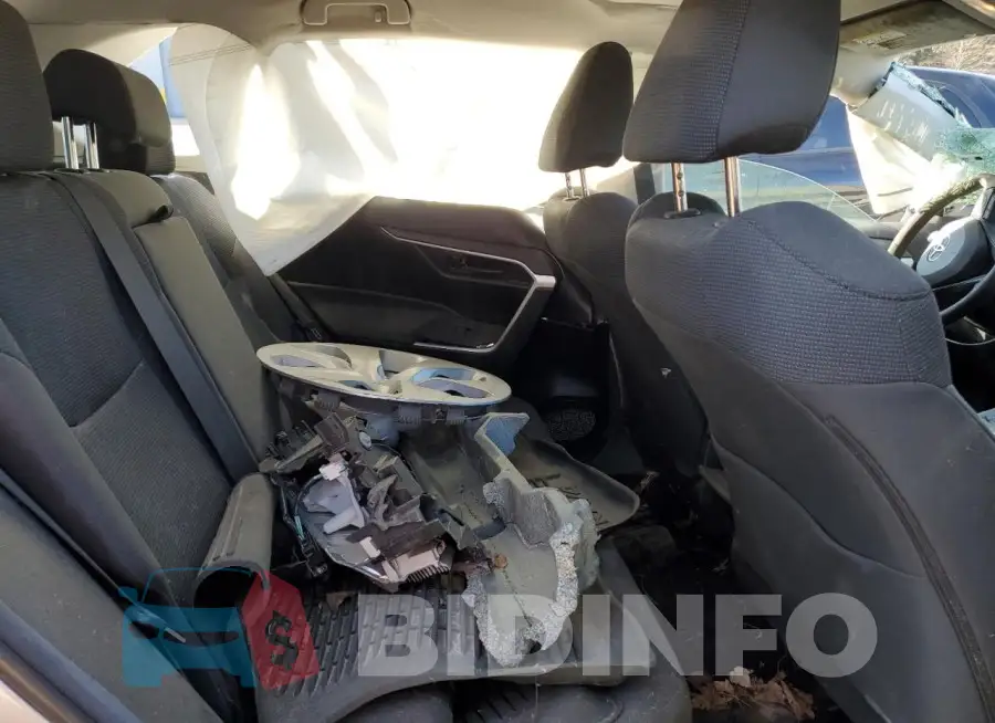 2T3F1RFV9MC170052 Photo# 11
