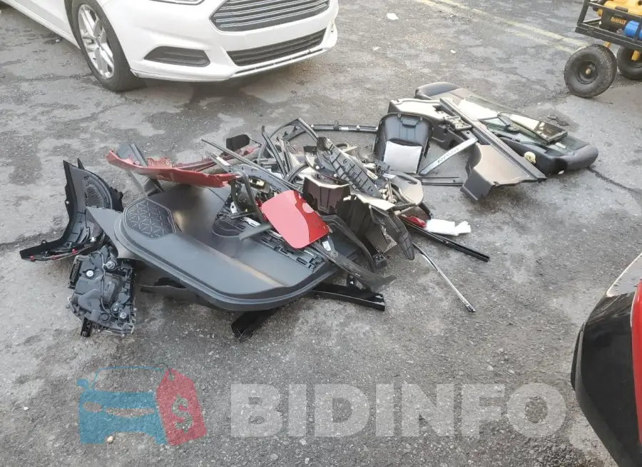 JTMFB3FV4MD033168 Photo# 13