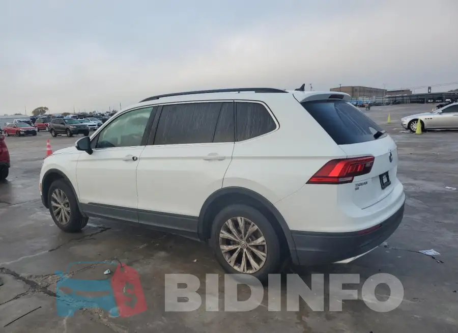3VV3B7AX6KM013882 Photo# 2