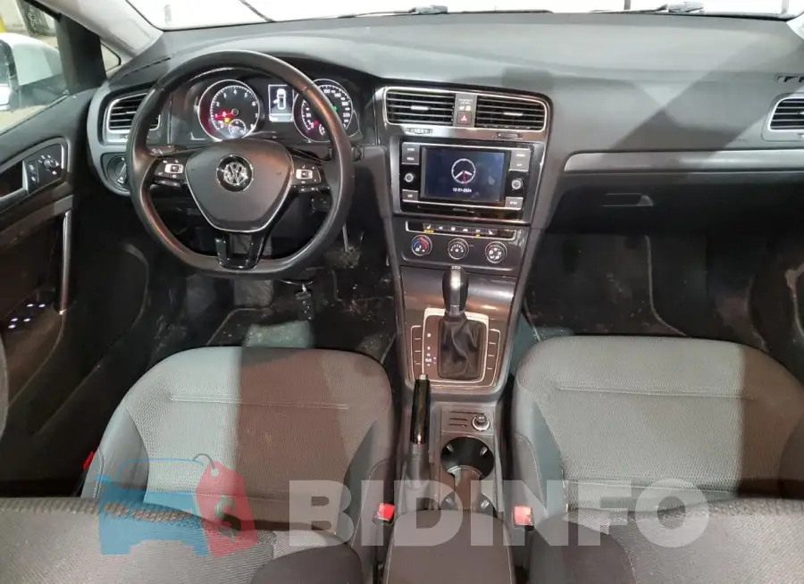 3VW117AU2KM525120 Photo# 8