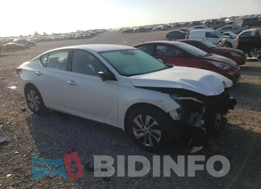 1N4BL4BV2PN335196 Photo# 4