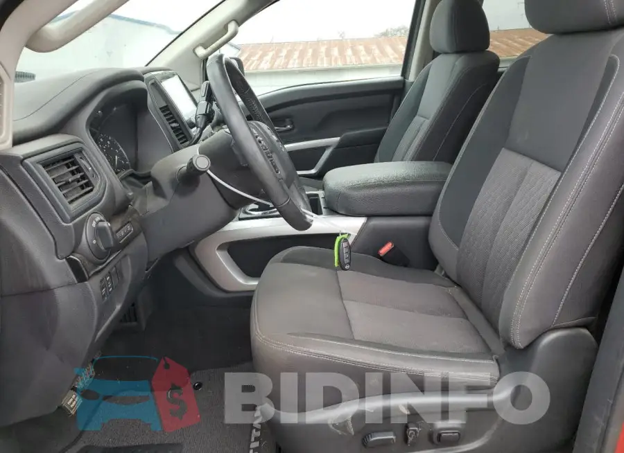 1N6AA1EDXPN100457 Photo# 7