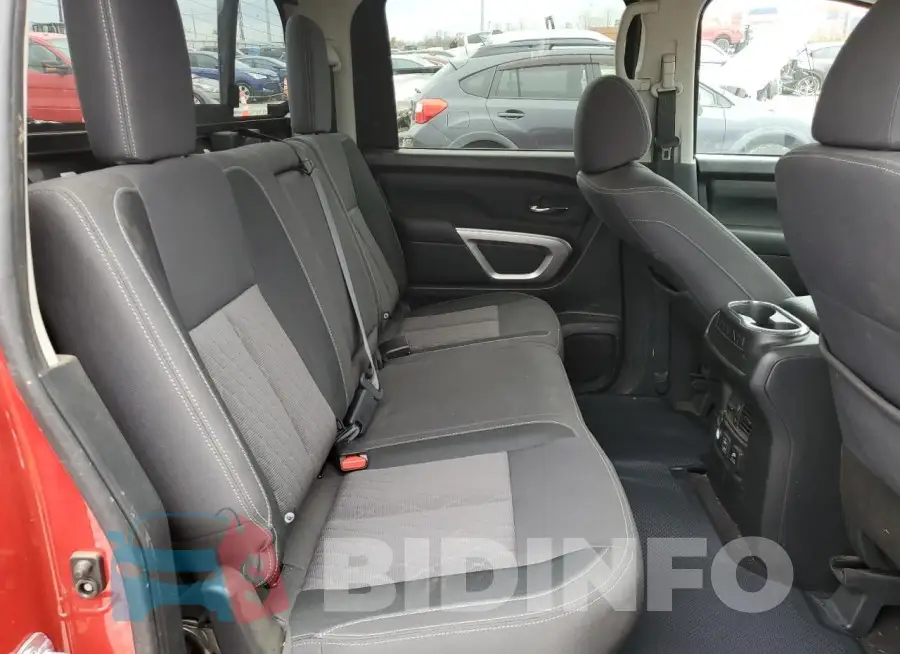 1N6AA1EDXPN100457 Photo# 10