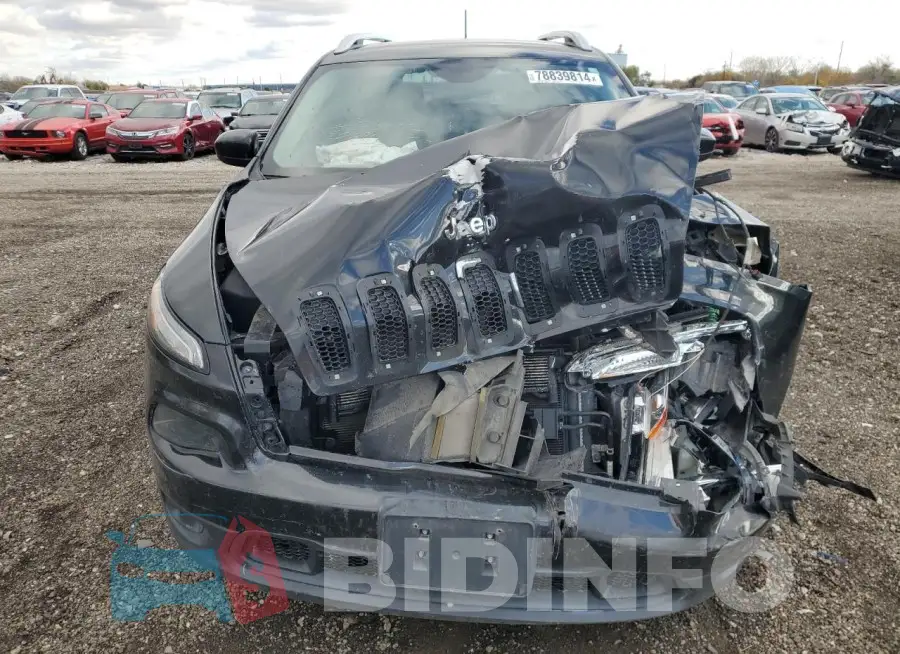1C4PJLCB2GW217857 Photo# 5