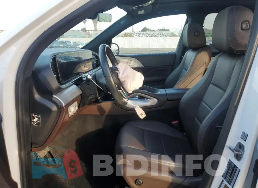 4JGFB5KB8PA865105 Photo# 7