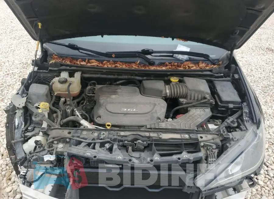 2C4RC1EG9HR578562 Photo# 12