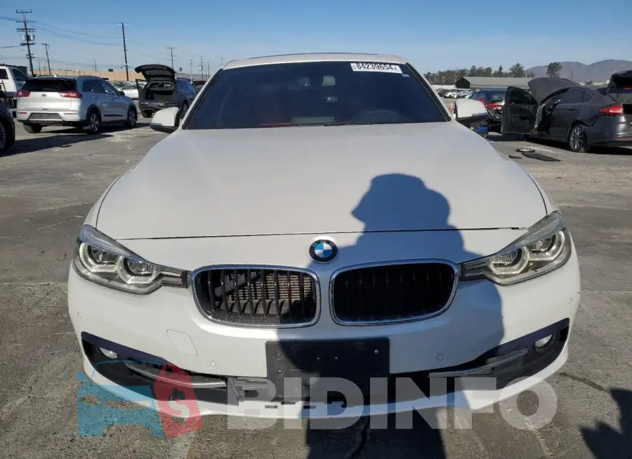 WBA8E3G59GNT75256 Photo# 5