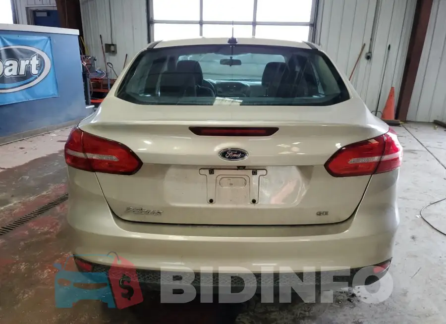 1FADP3F24HL266533 Photo# 6