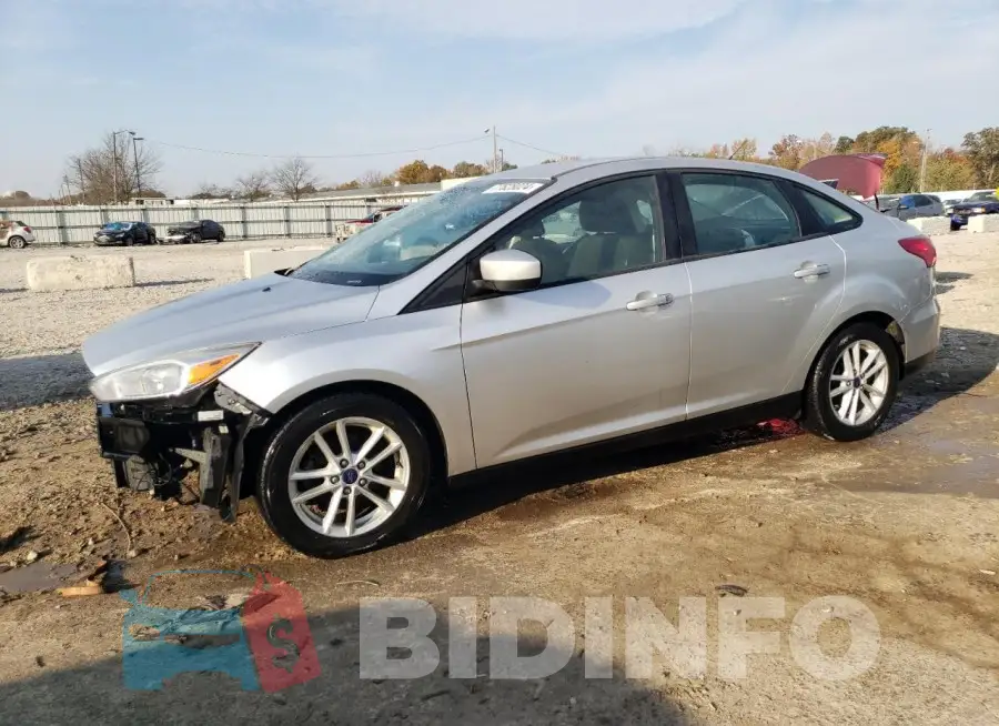 1FADP3F27JL267942 Photo# 1