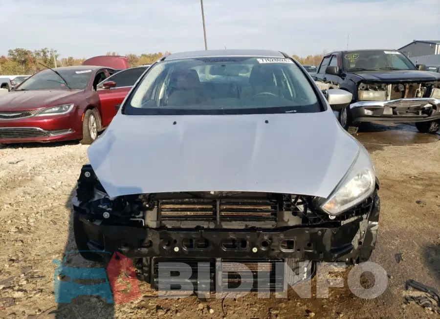 1FADP3F27JL267942 Photo# 5