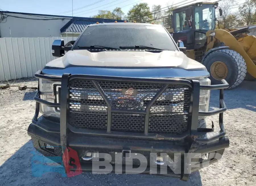 1FT7W2BT2JEB01920 Photo# 5