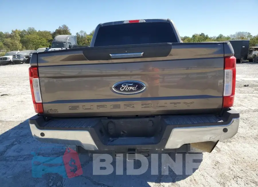 1FT7W2BT2JEB01920 Photo# 6
