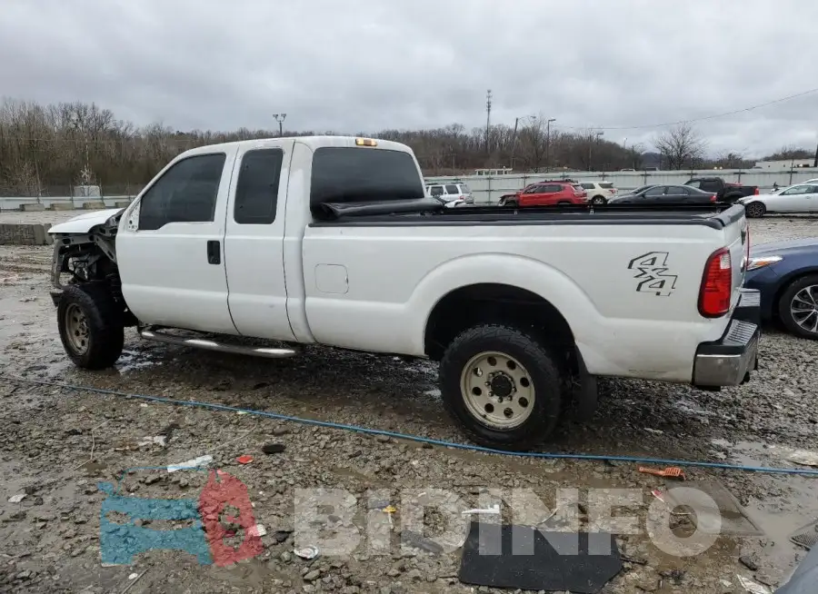 1FT7X2B68GEA10747 Photo# 2