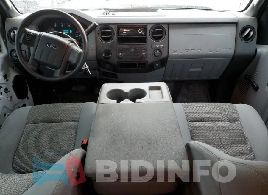 1FT7X2B68GEA10747 Photo# 8