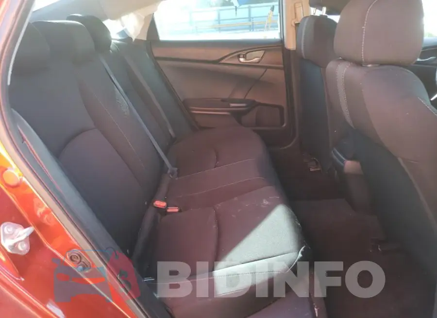 19XFC2F67LE201530 Photo# 10
