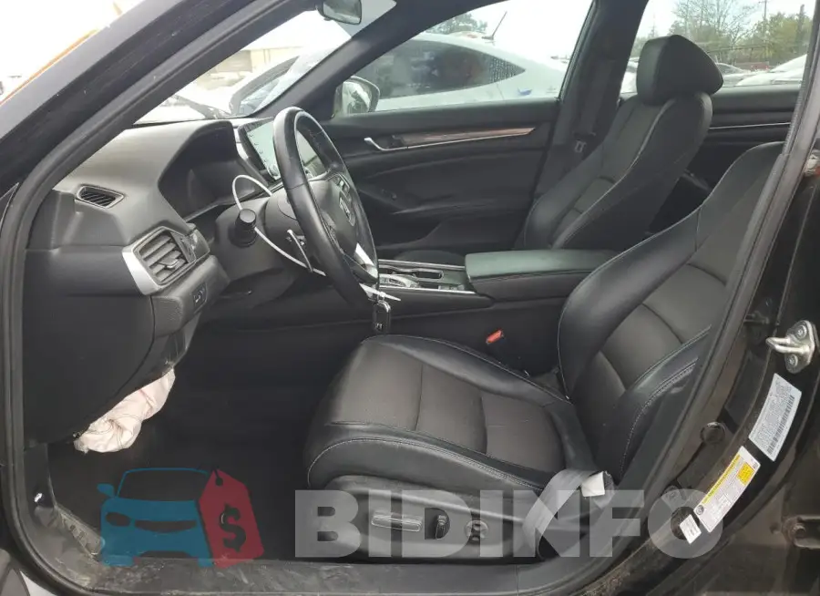 1HGCV2F38JA043381 Photo# 7