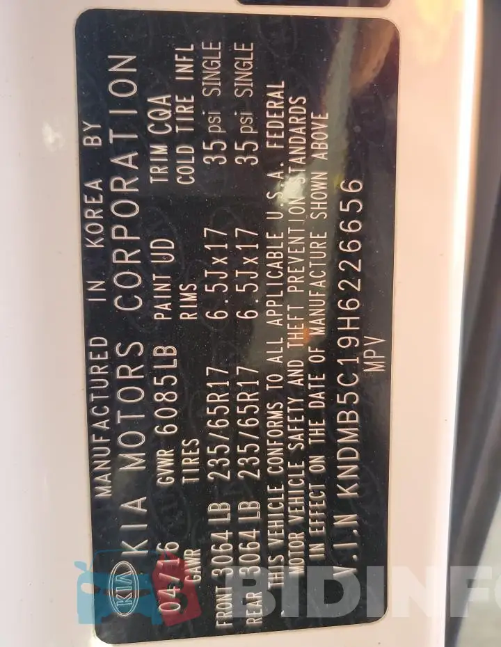 KNDMB5C19H6226656 Photo# 13