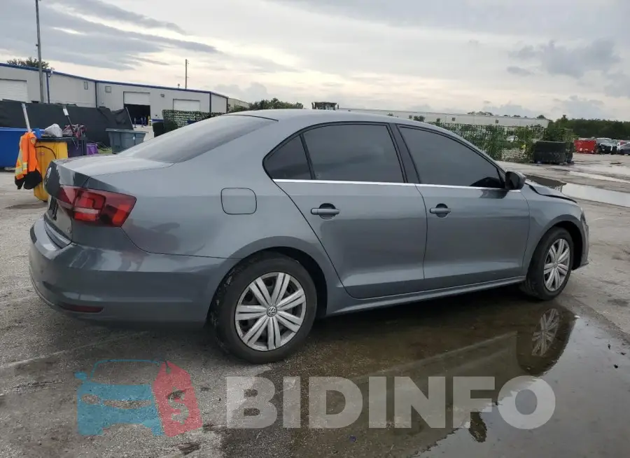 3VW167AJ9HM310351 Photo# 3