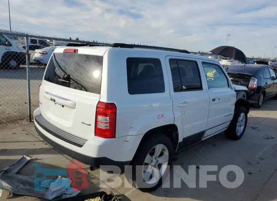 1C4NJRFB1GD755273 Photo# 3