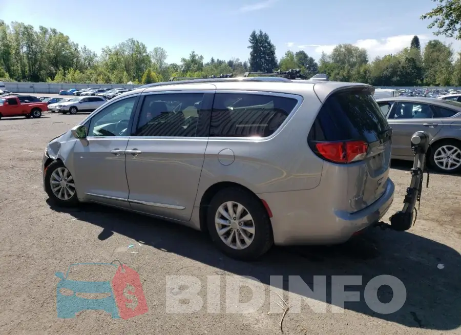 2C4RC1BG7KR652282 Photo# 2