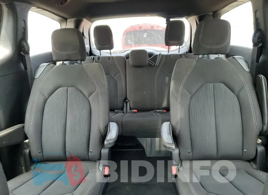 2C4RC1FG1JR306169 Photo# 10
