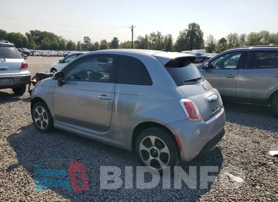 3C3CFFGE8HT586112 Photo# 2