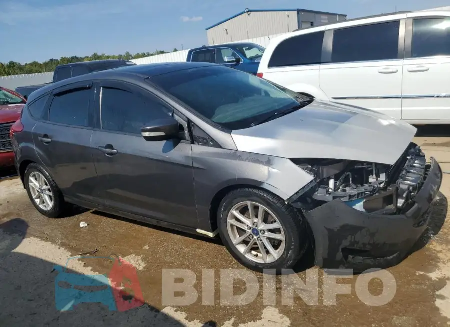 1FADP3K21GL217147 Photo# 4