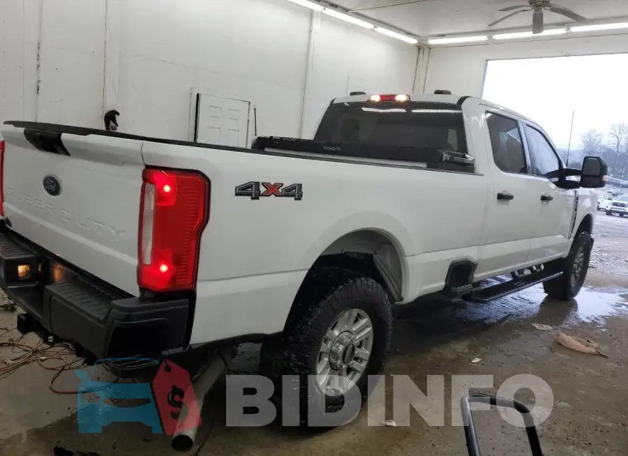 1FT8W3BA7PED76510 Photo# 3