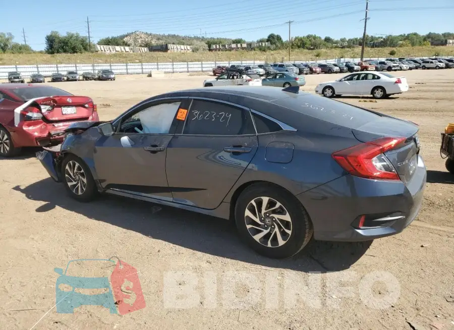 19XFC2F77HE077775 Photo# 2
