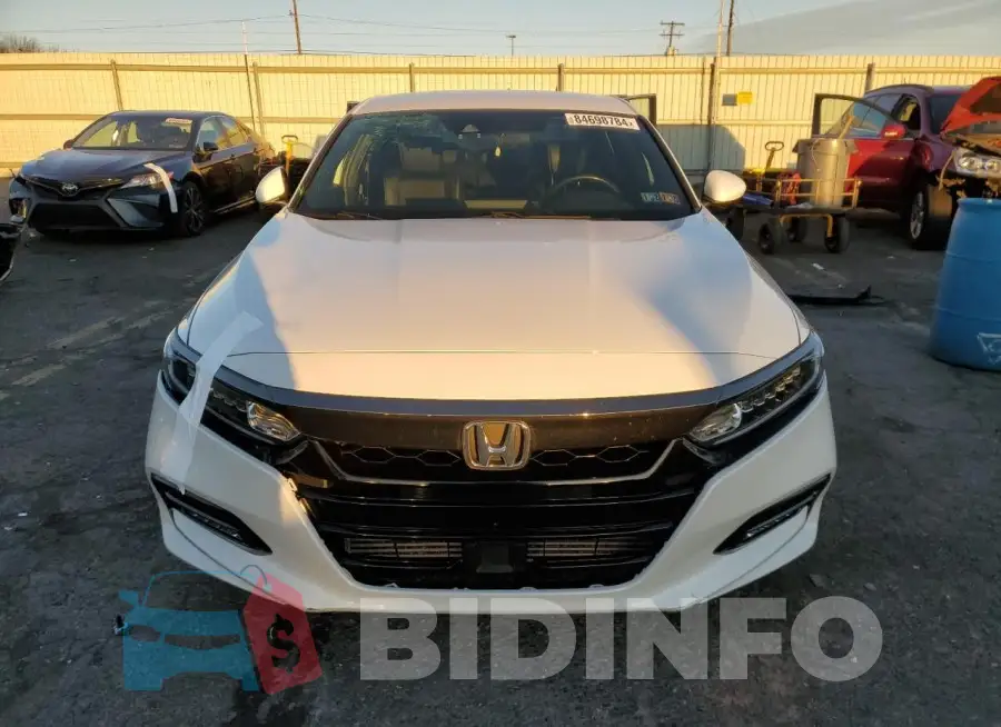 1HGCV1E37JA109625 Photo# 5