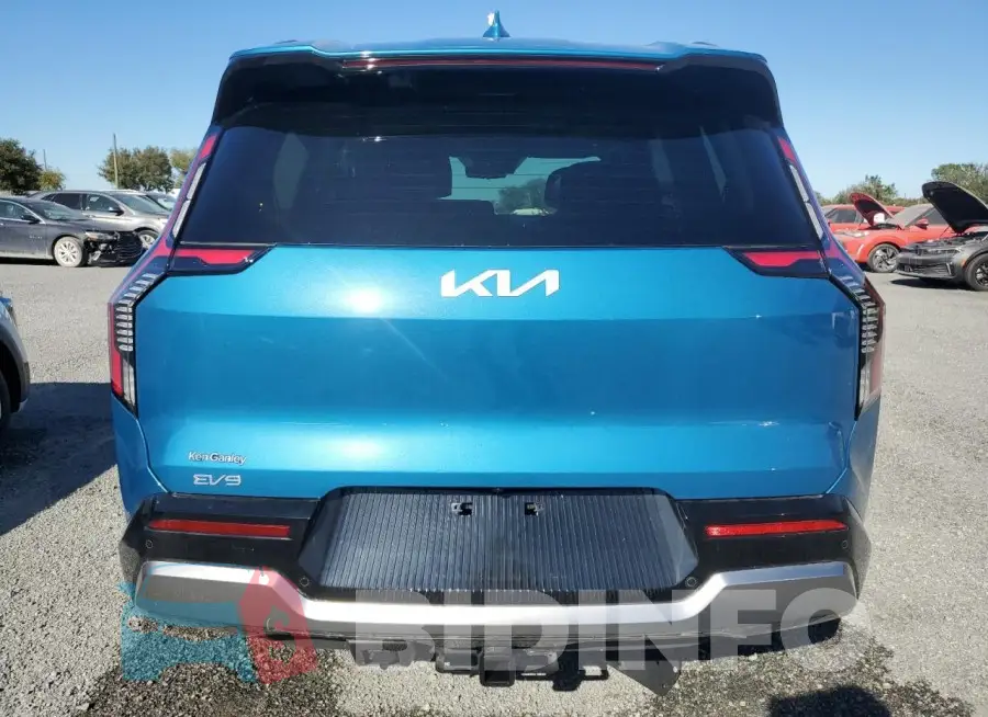 KNDADFS52R6034360 Photo# 6