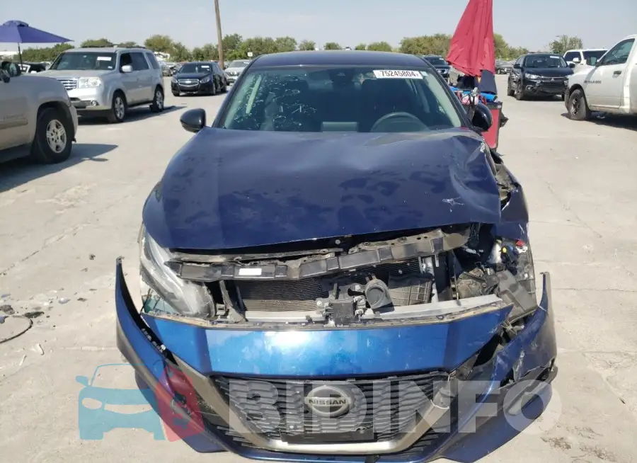 1N4BL4CV8MN305582 Photo# 5