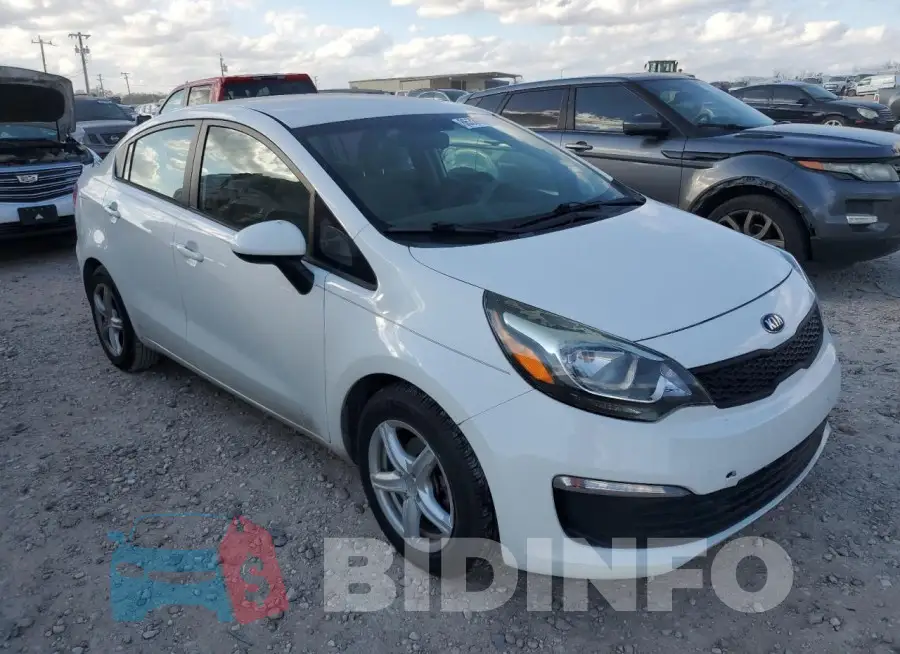 KNADM4A35G6604945 Photo# 4