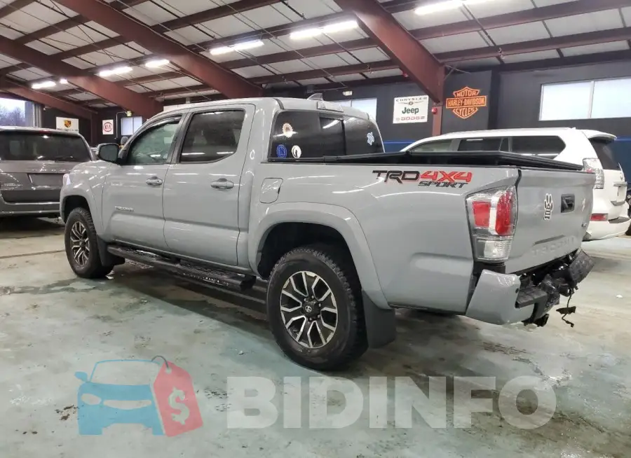 3TMCZ5AN7LM304776 Photo# 2