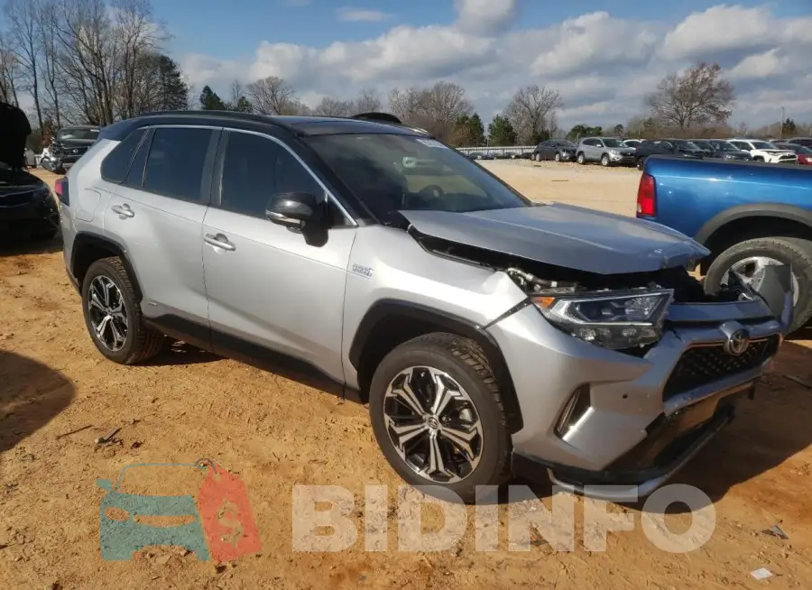 JTMFB3FV7MD072384 Photo# 4