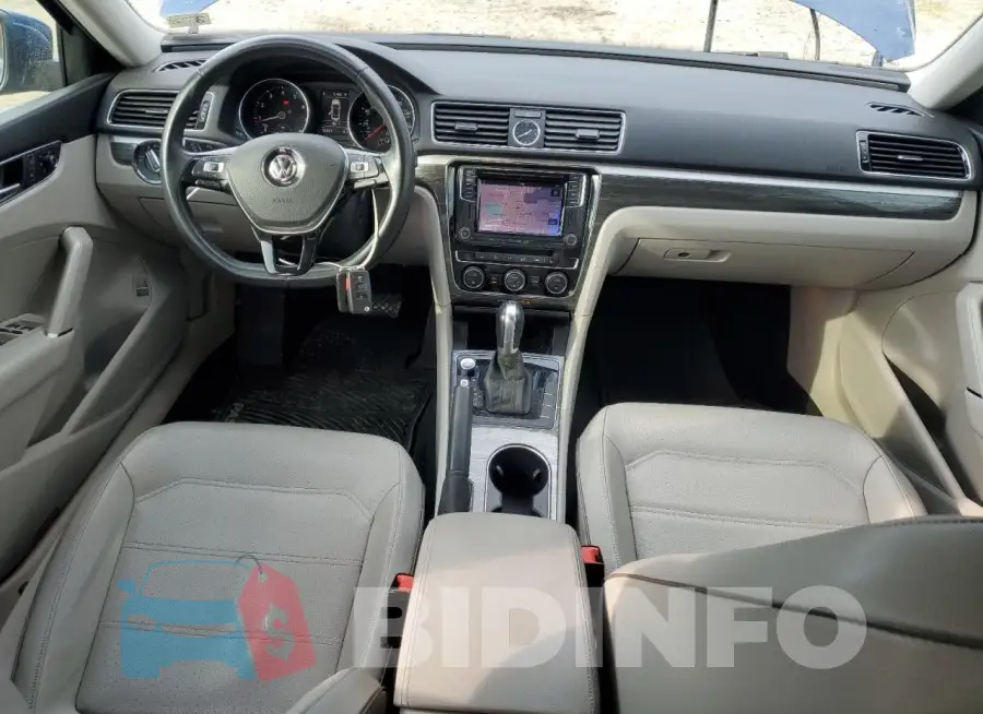 1VWBS7A31GC055888 Photo# 8