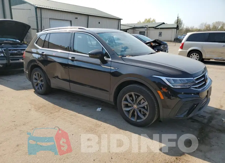 3VV2B7AX6NM139661 Photo# 4