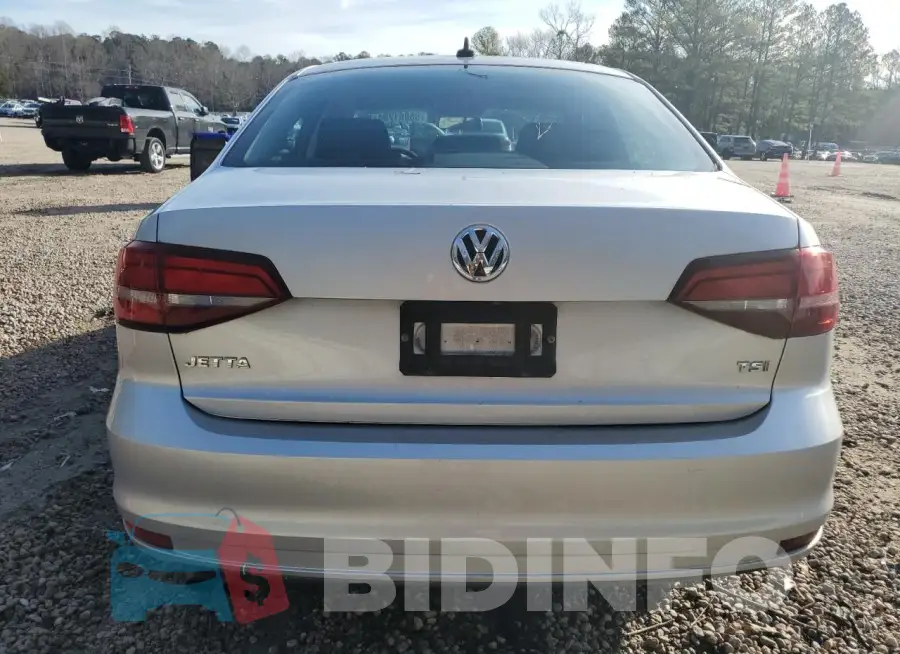 3VW267AJ9GM284658 Photo# 6