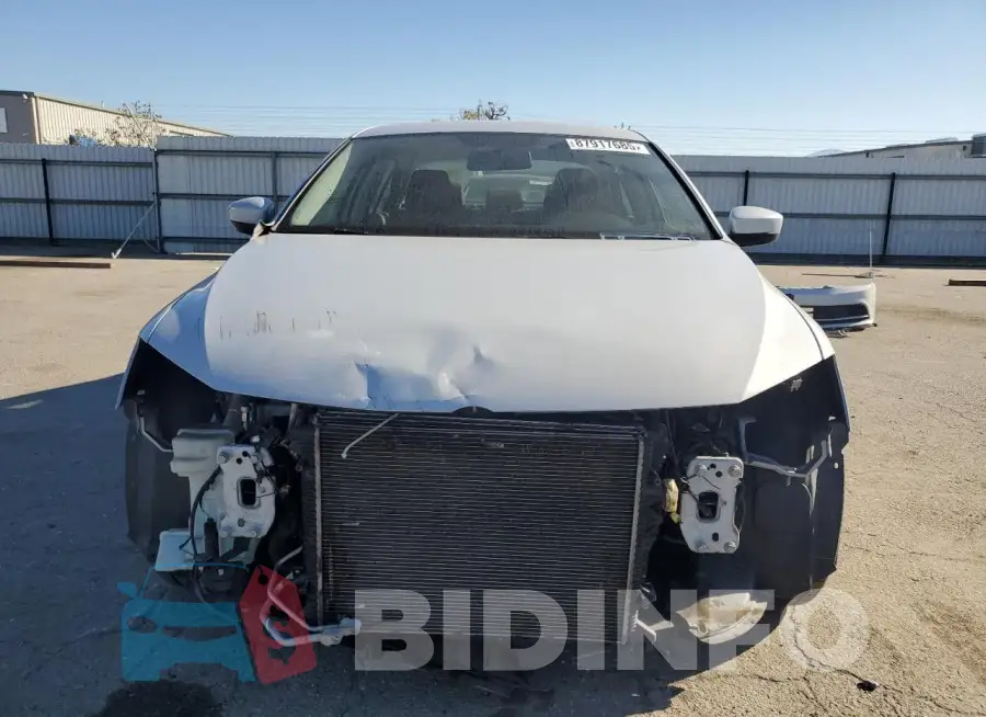 3VW2B7AJ3HM401292 Photo# 5