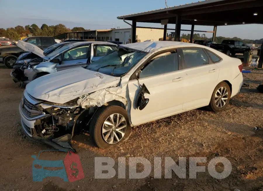 3VW5M7BU2RM045810 Photo# 1