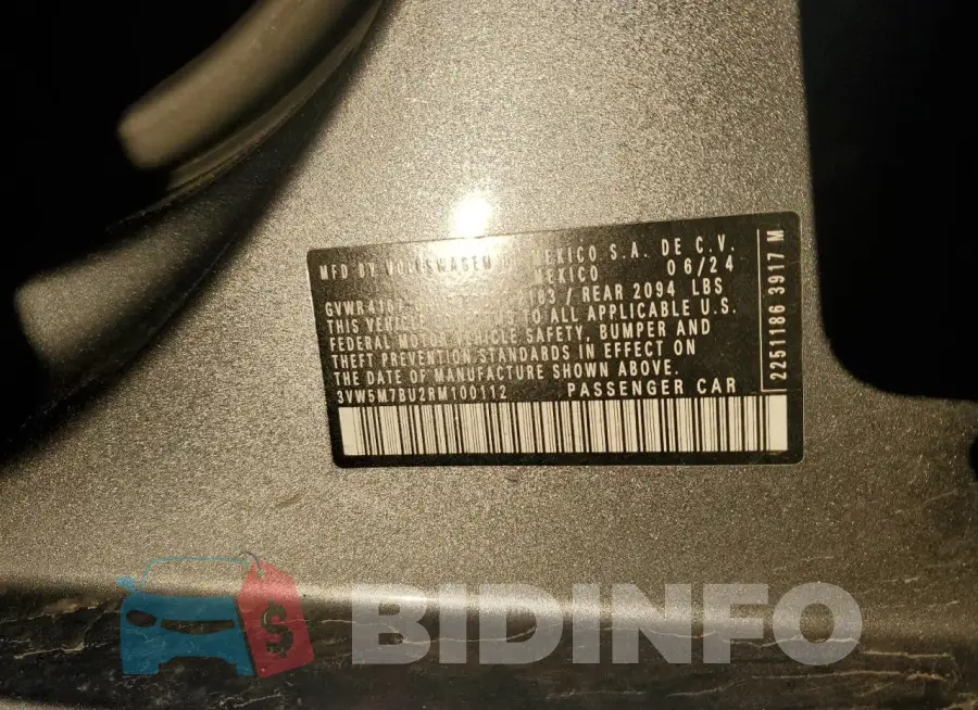 3VW5M7BU2RM100112 Photo# 12