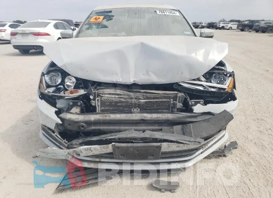 3VWDB7AJ8HM340854 Photo# 5
