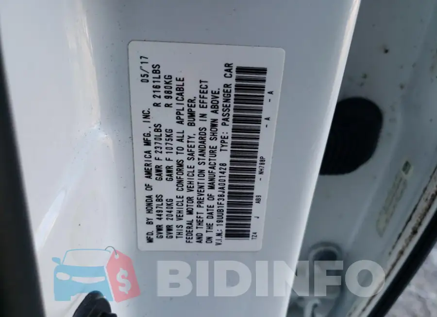 19UUB1F38JA001428 Photo# 12