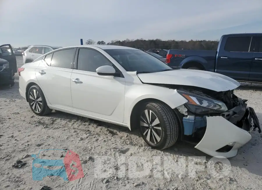 1N4BL4EW1KN312280 Photo# 4