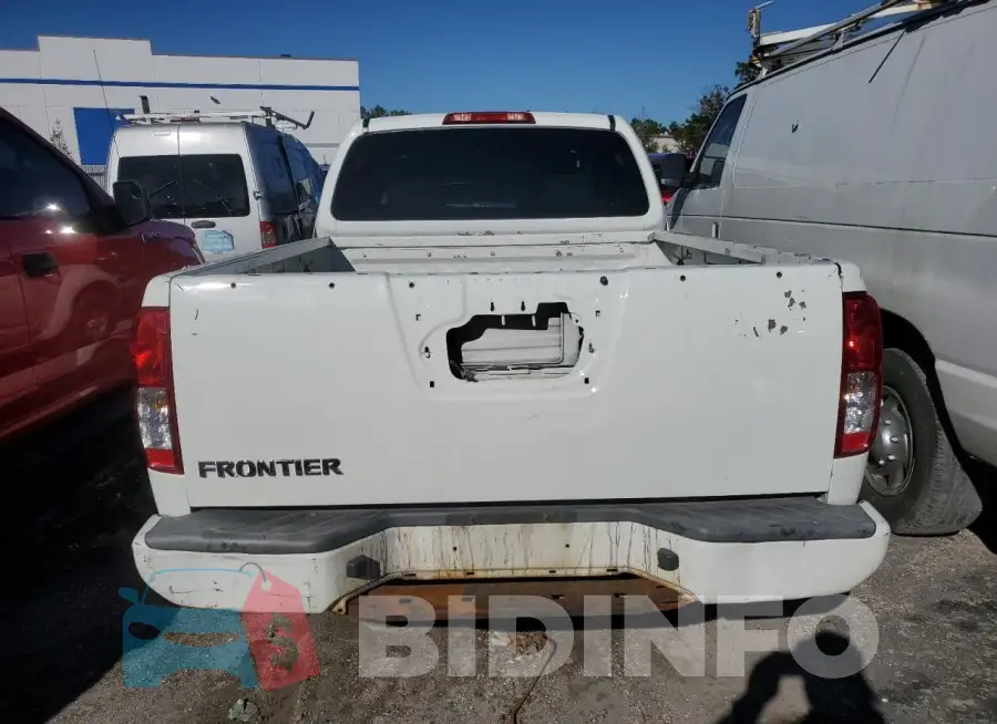 1N6BD0CT5JN712766 Photo# 6