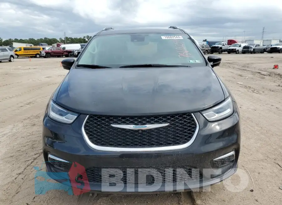 2C4RC1L70MR525066 Photo# 5