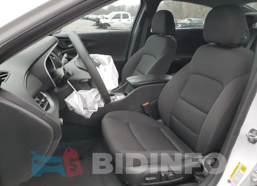 1G1ZD5ST4PF180180 Photo# 7