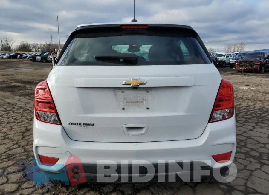 KL7CJNSB4JB604711 Photo# 6