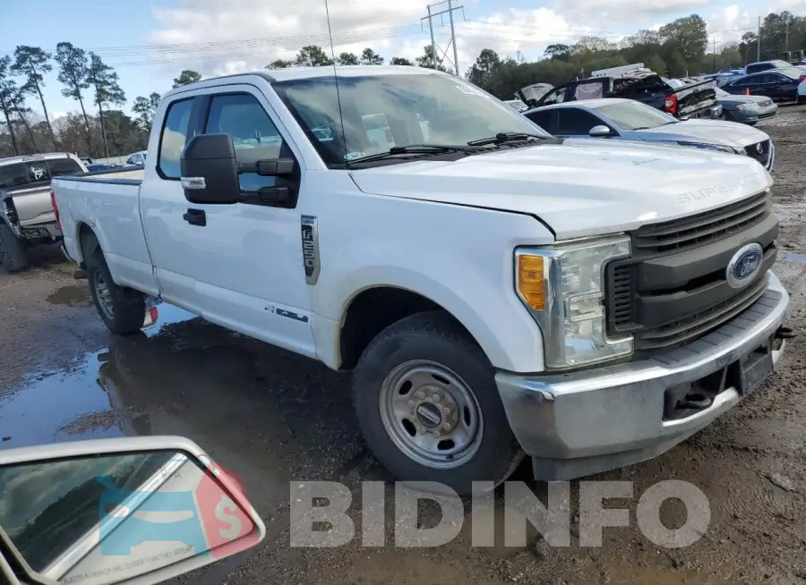 1FT7X2A61HEC90630 Photo# 4
