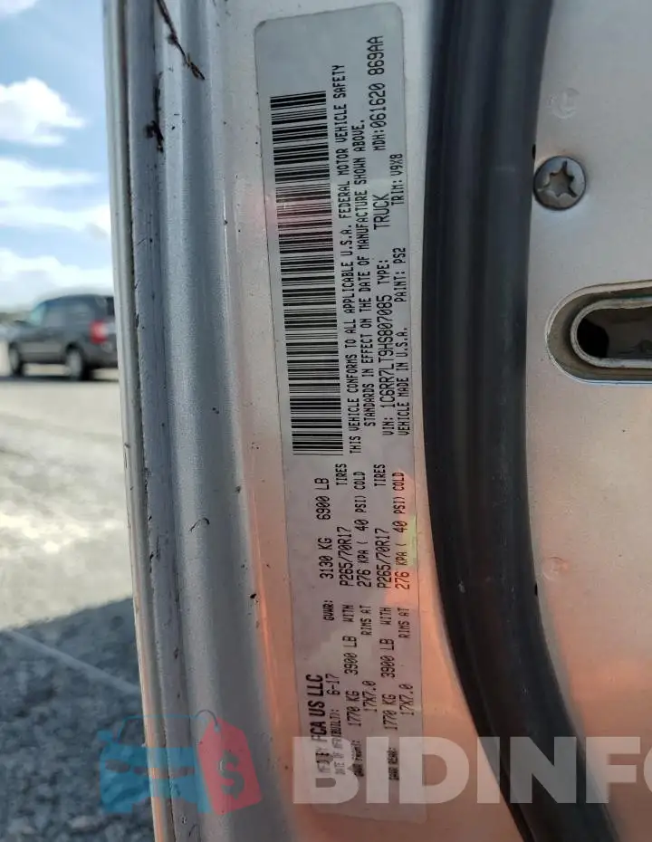 1C6RR7LT9HS807085 Photo# 13